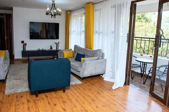 Serviced 4 Bed Apartment with En Suite at Riverside image 17