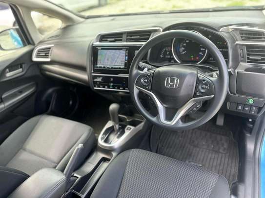 Honda fit non hybrid image 9