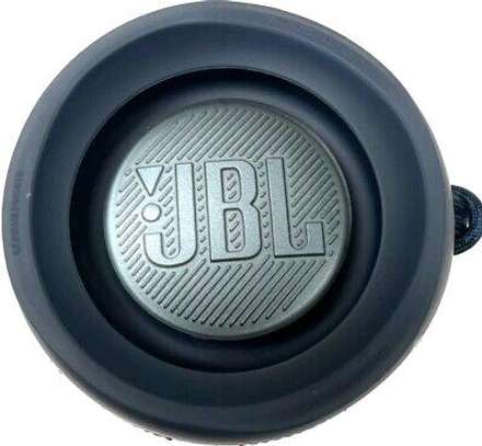 JBl Flip 5 image 2