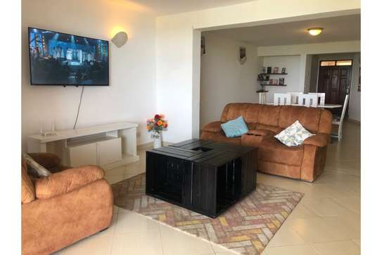 2 Bed Apartment with En Suite in Shanzu image 4