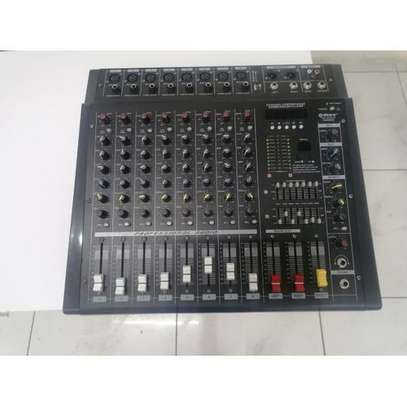 Omax 8 Channel Powered Mixer image 1