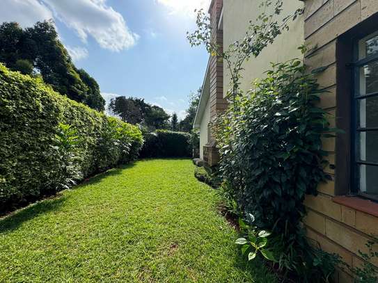 4 Bed Townhouse with En Suite in Kitisuru image 2