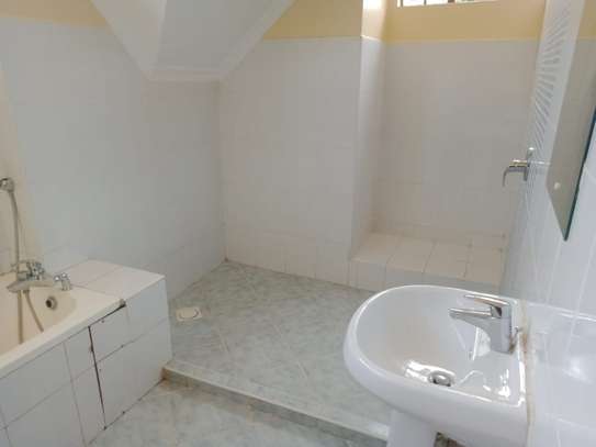 3 Bed Apartment with Balcony in Westlands Area image 14