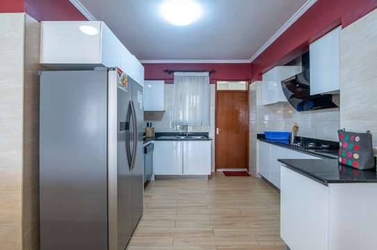 Furnished 3 Bed Apartment with En Suite in Kileleshwa image 23