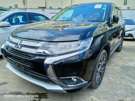 MITSUBISHI  OUTLANDER image 4