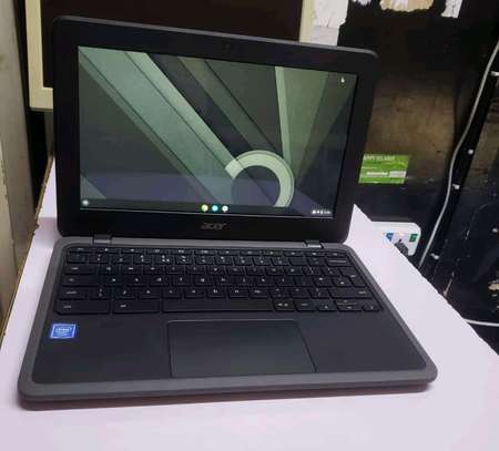 Chromebook touchscreen laptop image 1
