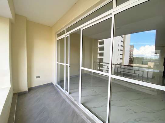 4 Bed Apartment with En Suite at Fourth Parklands Avenue image 15