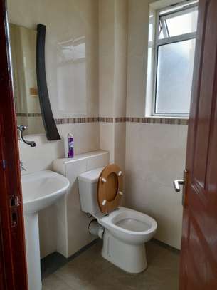 3 bedroom apartment master Ensuite available in kileleshwa image 13