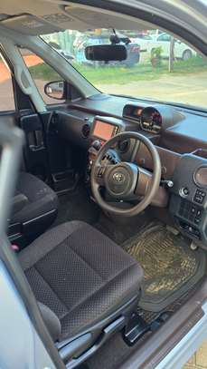 Toyota spade 2016 image 4