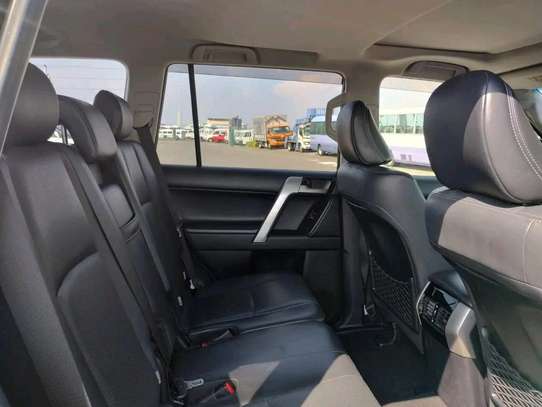 Toyota Land cruiser Prado TX Diesel 2018 image 5