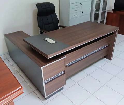 Office Desk: 1600mm Walnut Office Desk image 2