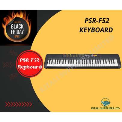 Yamaha Keyboard Piano PSR F52 image 1