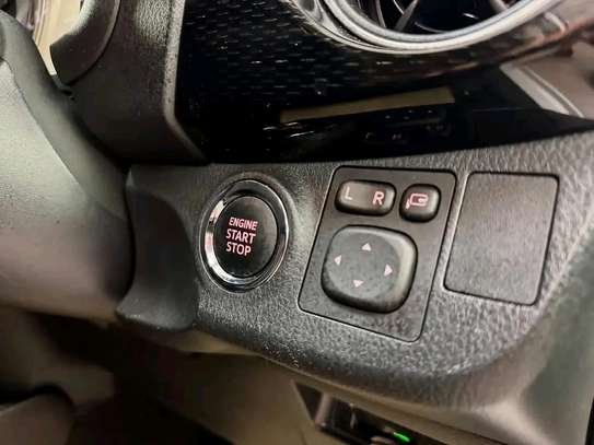 Toyota vitz u-edition 2019model image 5