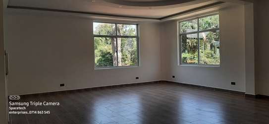 3 Bed Apartment with En Suite in Spring Valley image 15