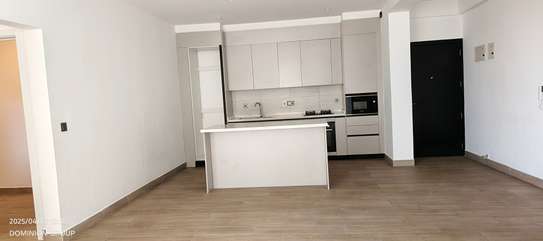 2 Bed Apartment with En Suite at Riverside Drive image 3
