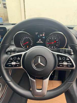 Mercedes Benz c180 image 9