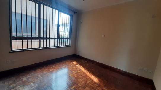 3 Bed Apartment with Swimming Pool in Kilimani image 15
