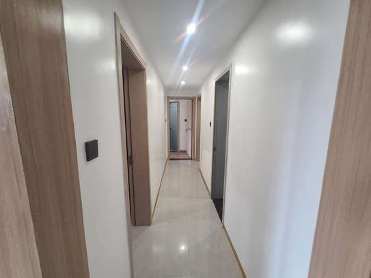 3 Bed Apartment with En Suite in Riverside image 34