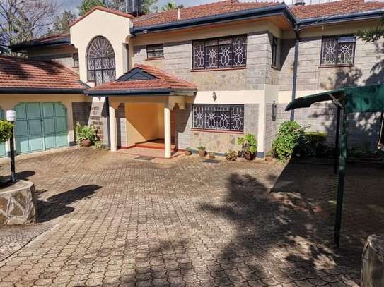 5 Bed House with En Suite in Kileleshwa image 2