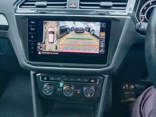 Volkswagen Tiguan Redwine 2018 image 6