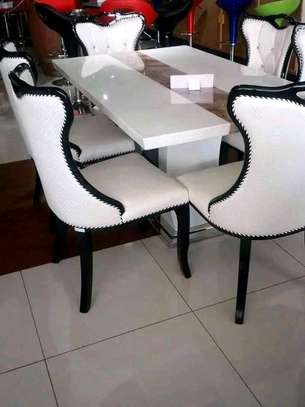 Chesterfield 6 seater dining set image 5