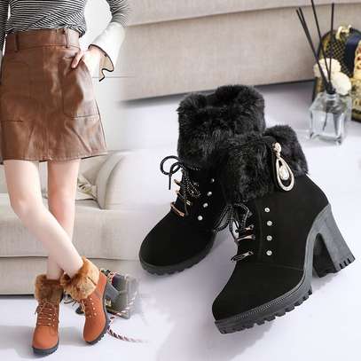 Lovely warm woolen boots image 5
