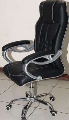 Office Chair; Executive Wide armrests Office Chair image 1