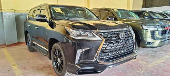 Lexus LX450dSport 2019 Diesel image 3