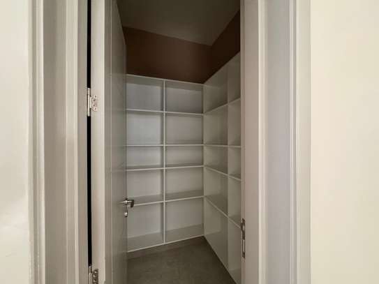 4 Bed Townhouse with En Suite in Langata image 16