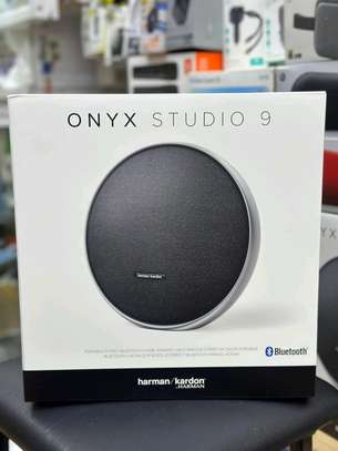 The Harman Kardon Onyx 9 image 3