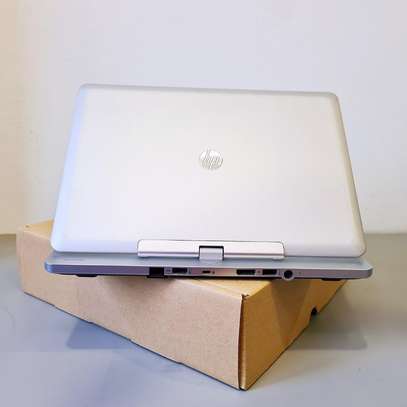 HP EliteBook Revolve 810 G3  i5 8GB RAM 256GB SSD 11.6" image 6