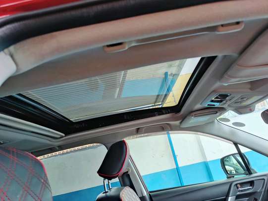 Forester with sunroof image 7
