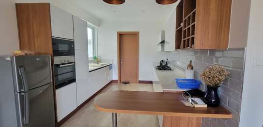 3 Bed Apartment with En Suite in Parklands image 4