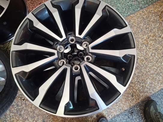 Toyota Prado rim size 19 image 2