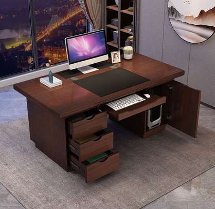 Modern 1400 mm Office Desk image 2