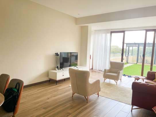 Serviced 2 Bed Apartment with En Suite in Spring Valley image 15