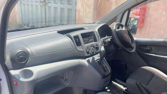 Nissan NV200 White Compact Cargo Van Fuel Efficient image 4