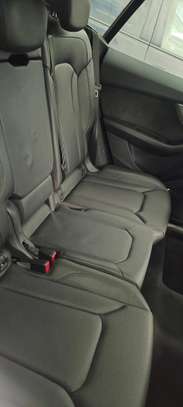 Audi Quattro TFSI Q8-S 2019 image 6