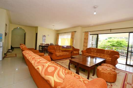 3 bedroom apartment for rent in Kileleshwa image 2
