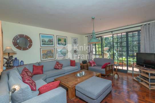 4 Bed Apartment with En Suite at Riara Road image 2