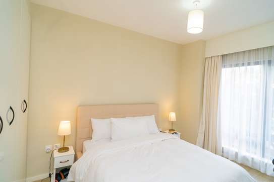 Furnished 2 Bed Apartment with En Suite at Riverside image 8
