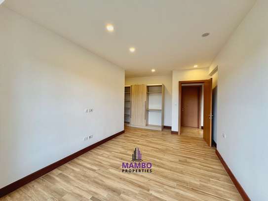 3 Bed Apartment with En Suite at City Park Drive image 14