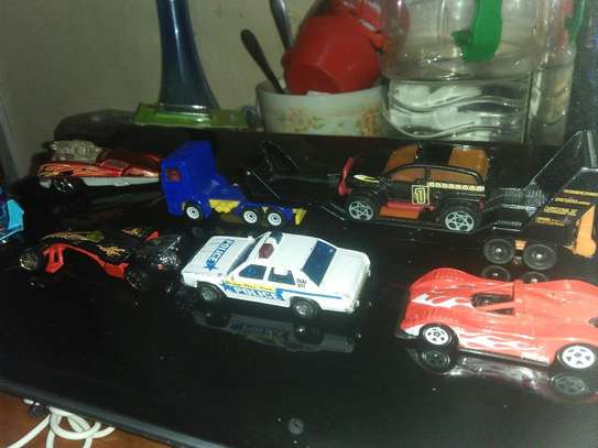 Hotwheels assorted toy cars image 2