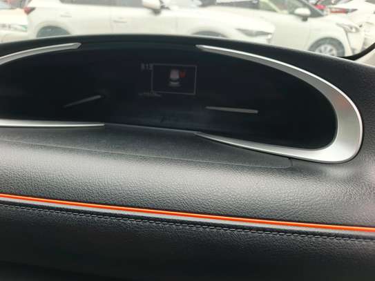 Toyota sienta hybrid image 11