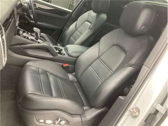 2021 PORSCHE CAYENNE COUPE image 11