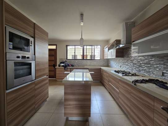5BR Home + DSQ – Lavington | KSh 450K image 5