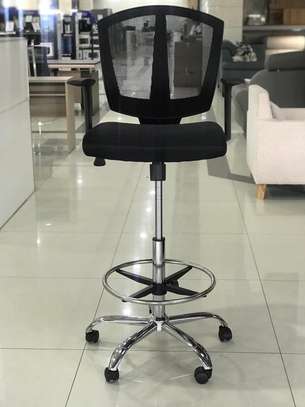 Office Chairs: Cashier High End Chair image 2
