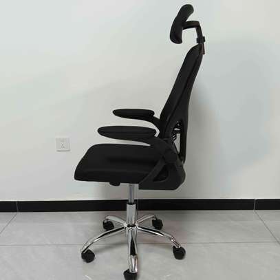 Ergonomic High Back Mesh Chair image 2
