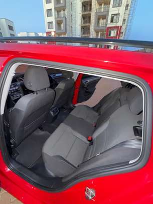 Volkswagen Golf Mk7 image 11