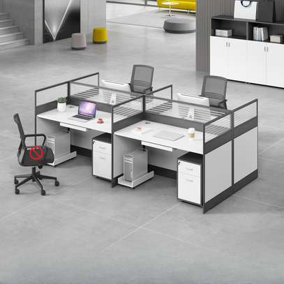 Office 4-Way Modular Workstation image 3
